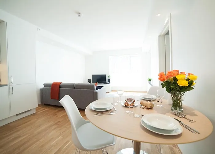 아파트 Bjorvika Apartments, Damsgard Area, Center *